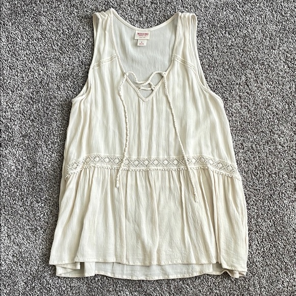 Mossimo Supply Co. Tops - Mossimo Supply Co. Women’s Tank Top